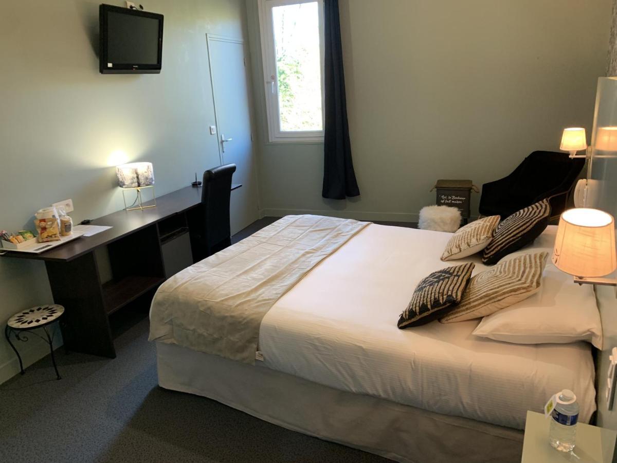 Logis Hotel Aux Berges De L'Aveyron Onet-le-Chateau Luaran gambar