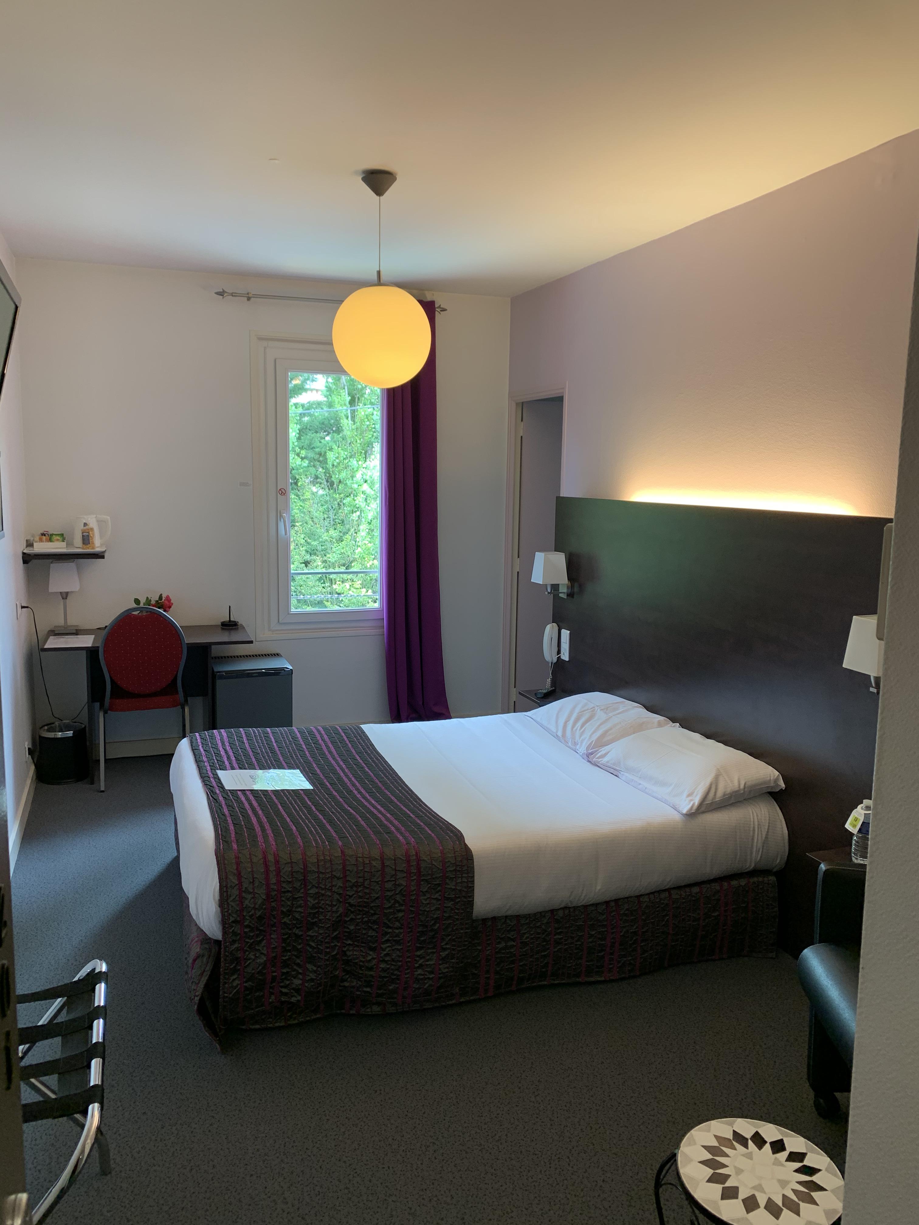 Logis Hotel Aux Berges De L'Aveyron Onet-le-Chateau Luaran gambar