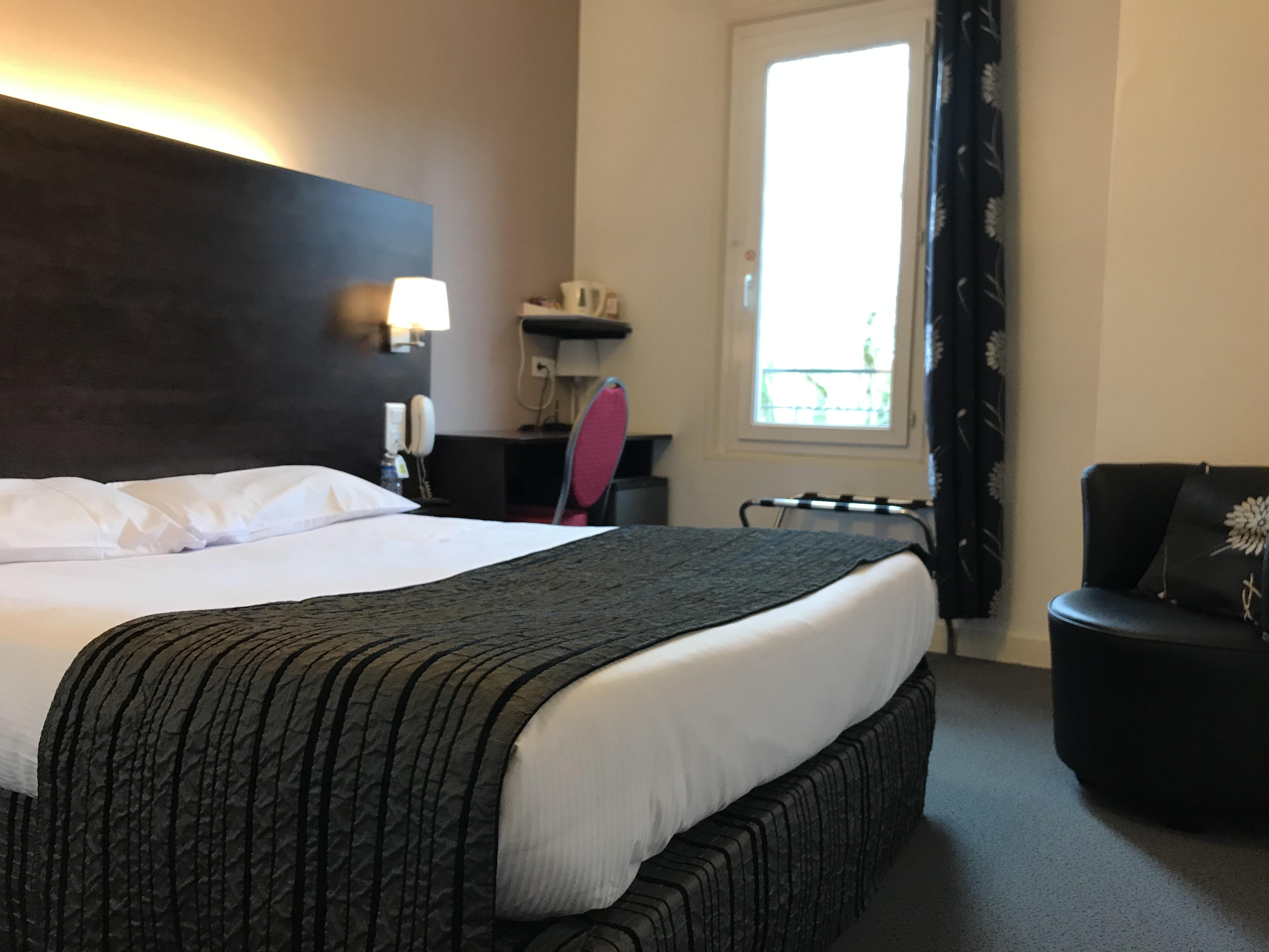 Logis Hotel Aux Berges De L'Aveyron Onet-le-Chateau Luaran gambar