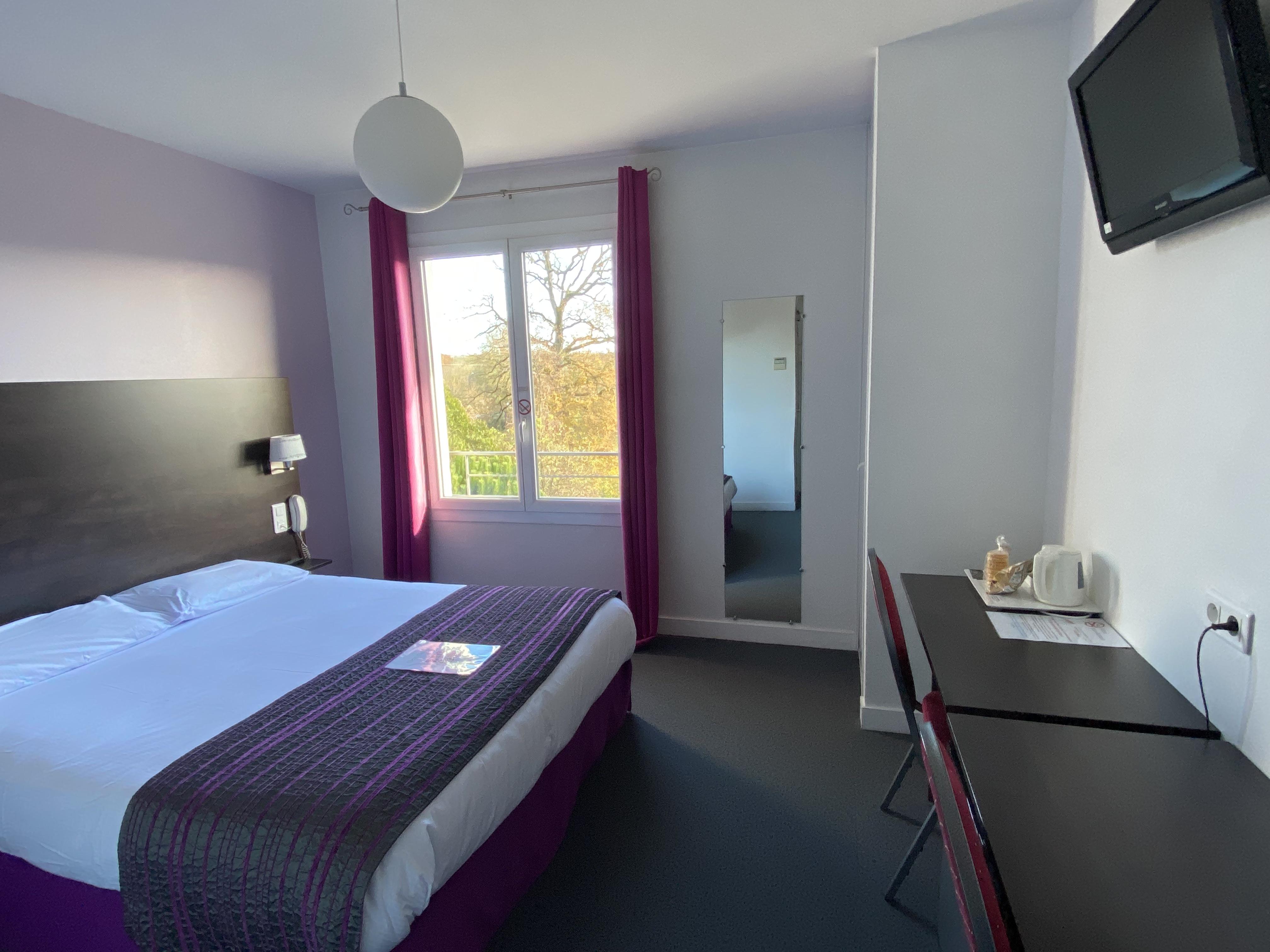 Logis Hotel Aux Berges De L'Aveyron Onet-le-Chateau Luaran gambar