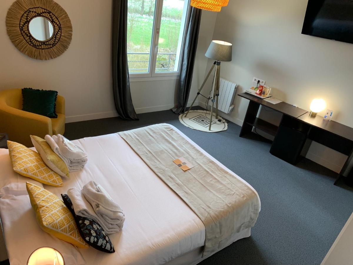Logis Hotel Aux Berges De L'Aveyron Onet-le-Chateau Luaran gambar